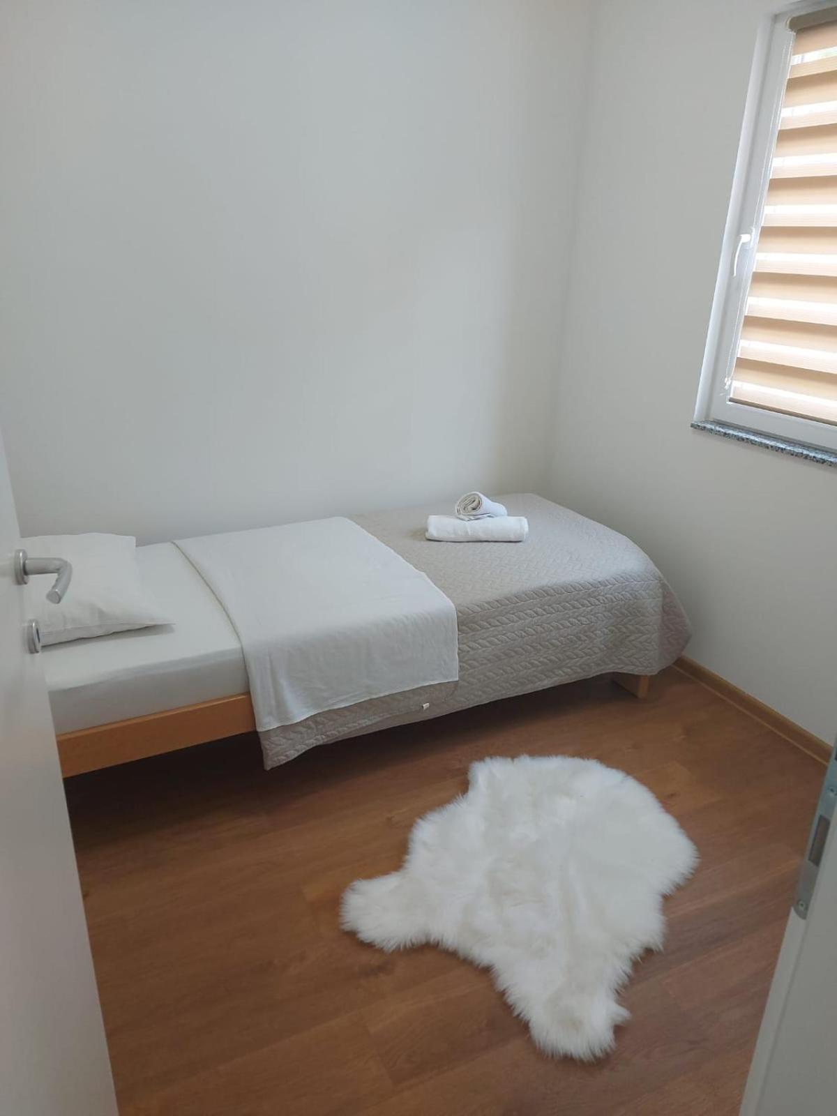 Apartmani Franciska Яйце Экстерьер фото